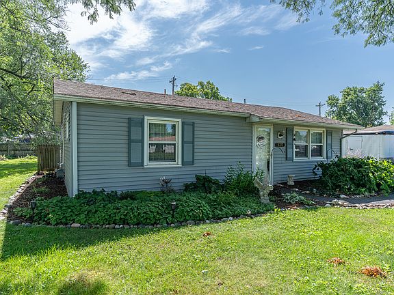 3rd image of 2317 9th St