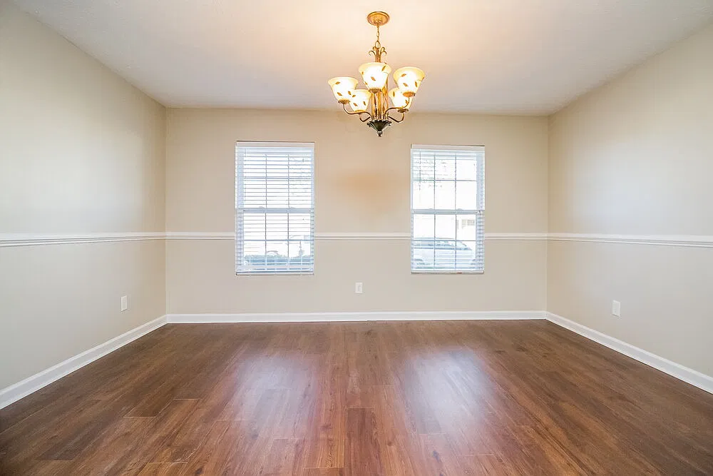 5 bed, 3.0 bath, 3011 sqft, $2,915 — Photo 4