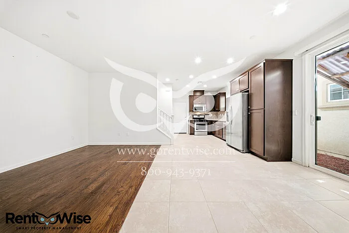 1583 Sylvia St — Photo 40