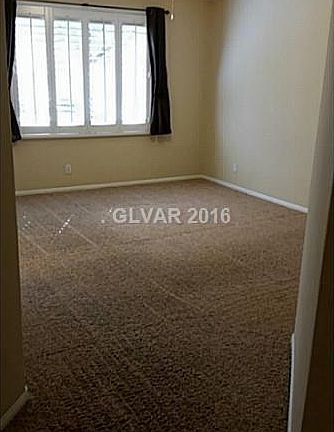 5th image of 1329 Silver Knoll Ave