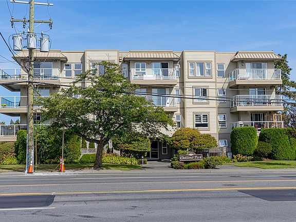 2nd image of 1536 Hillside Ave #301