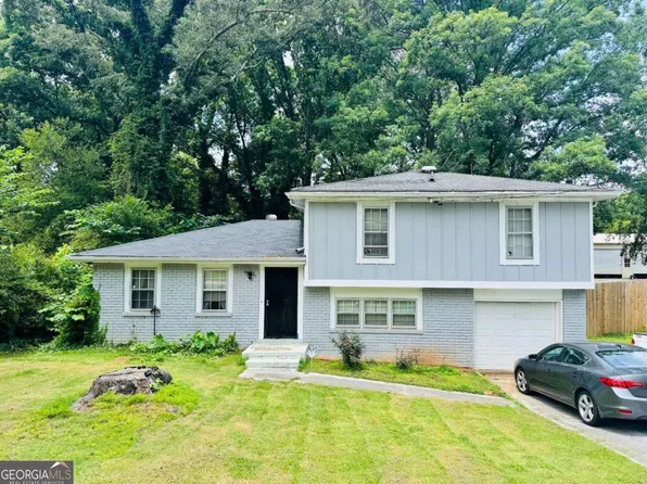 521 Navarre Dr, Stone Mountain, GA 30087