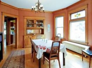 871 3rd St E, Saint Paul, MN 55106