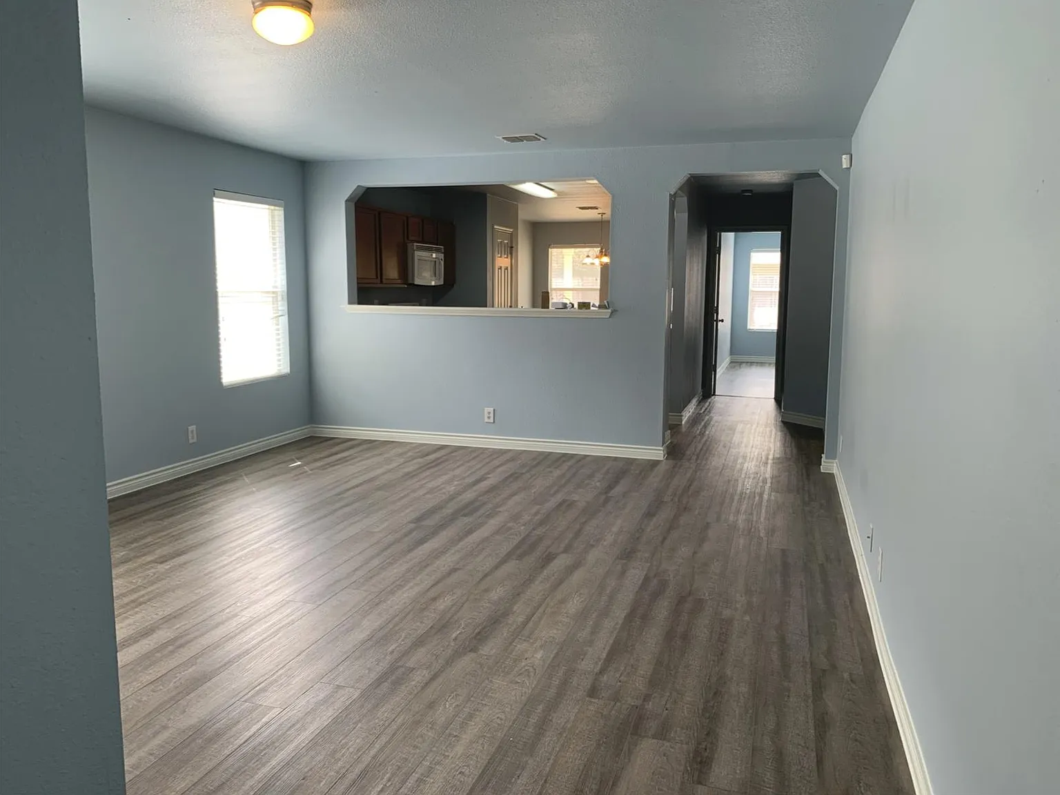 3 bed, 1503 sqft, $1,597 — Photo 2