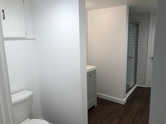 5th image of 1721 W Leland Ave #G