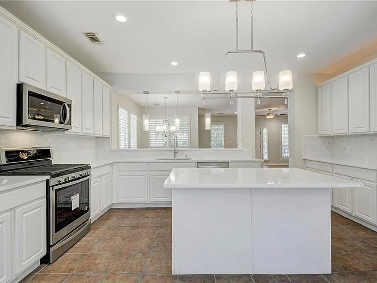 2614 Kinney Oaks Ct — Photo 14