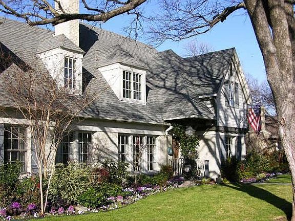 2nd image of 6123 Stefani Dr