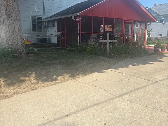 5th image of 401 N Lincoln Ave