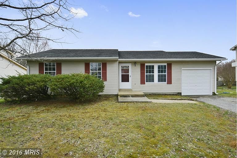 1st image of 10507 Broadleaf Dr