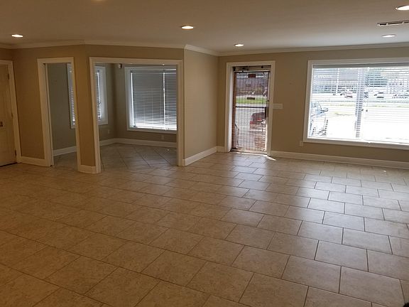 Open area facing the front with the front office shown in the left corner