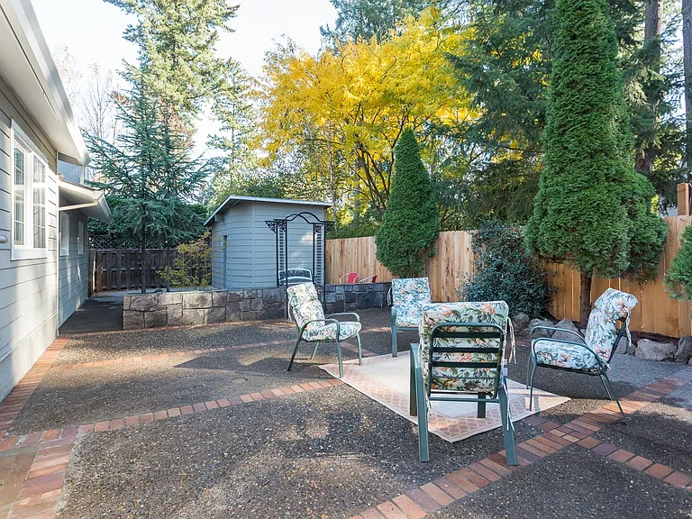5262 Rosewood St — Photo 47