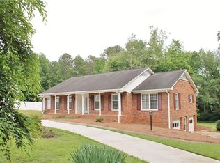 970 Riverbend Dr, Bermuda Run, NC 27006