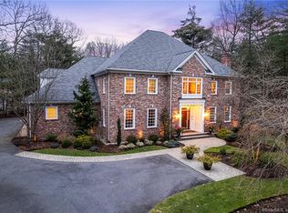 2 Farnham Way, Farmington, CT 06032