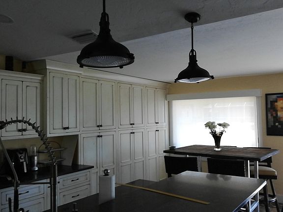 3rd image of 6744 Avenue B