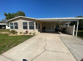 2422 Lower Red Lake Ln #Q15, Grand Island, FL 32735