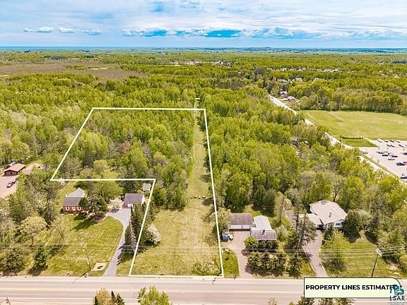 3rd image of 52XX W Arrowhead Rd