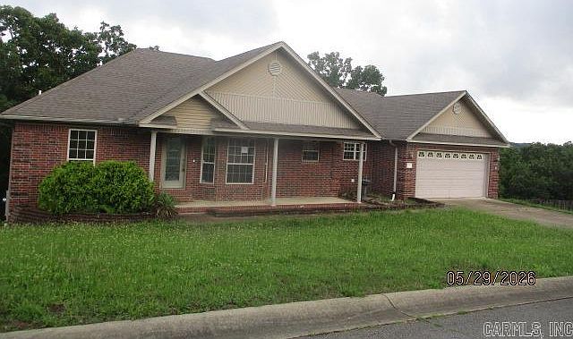 1st image of 16 Rolling Hills Dr