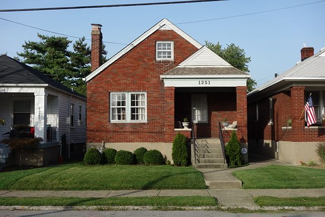 1st image of 1251 Lydia St