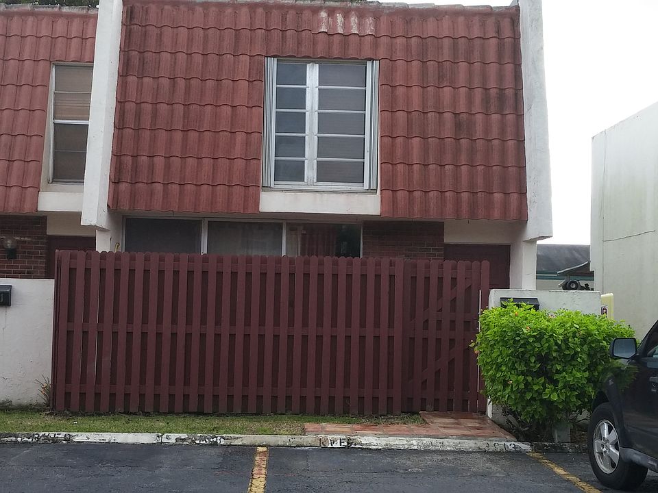 2nd image of 13813 Sw 84 St #7