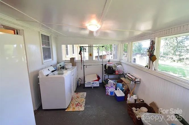 615 E Maple Ave — Photo 12