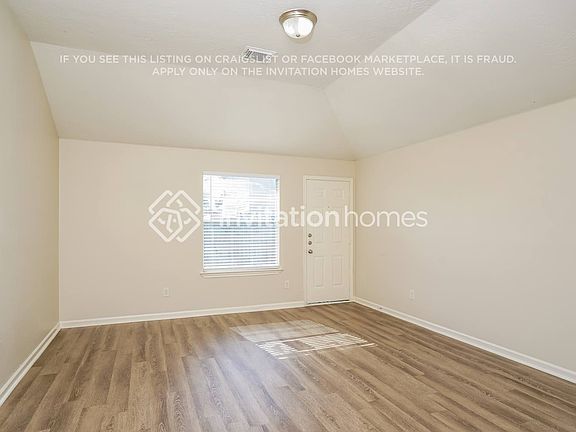 4th image of 8583 Chaletford Dr