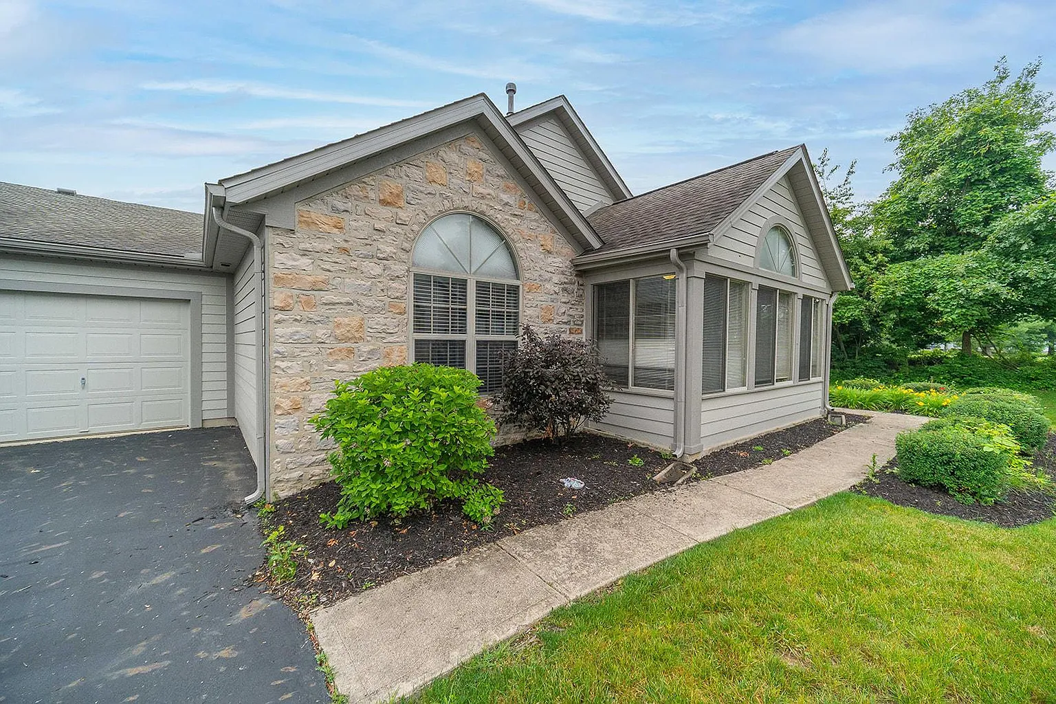 3831 Orchard Way photo 1