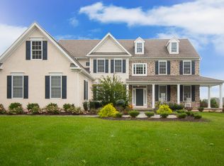 241 Patriot Ln, Downingtown, PA 19335