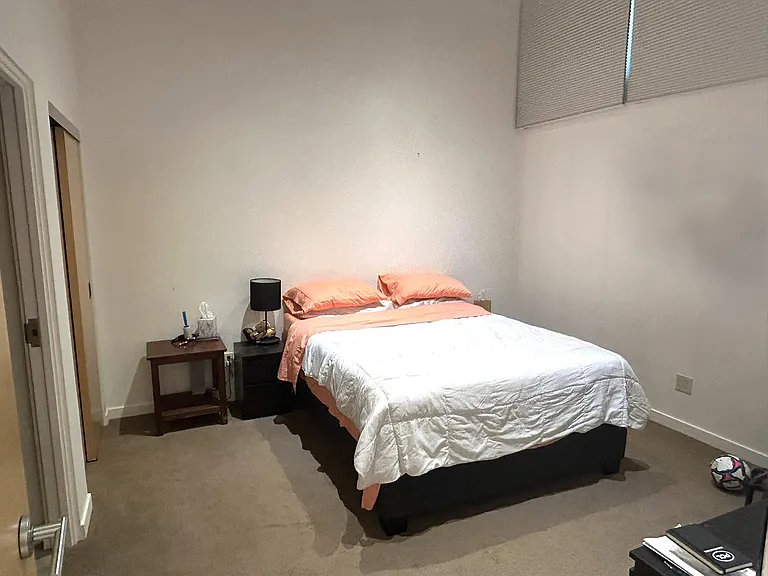 231 Robinson St #202 — Photo 5