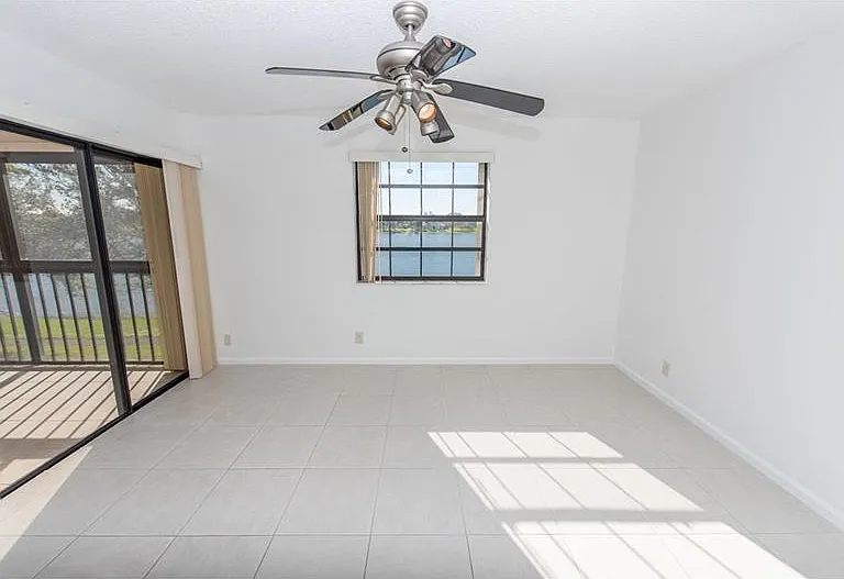 3150 Leewood Ter #L224 — Photo 5