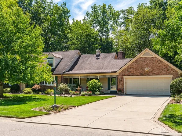 3177 Southfield Dr, Dayton, OH 45434
