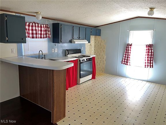 4th image of 3948 Reid Ave Lot 52