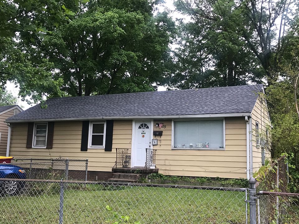 1st image of 529 Selbon St