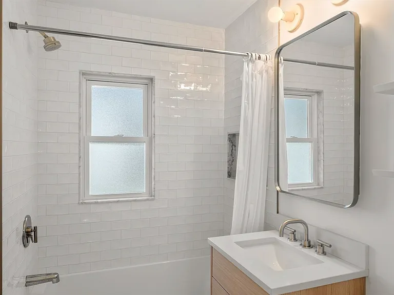 24 Sparks St #0 — Photo 14