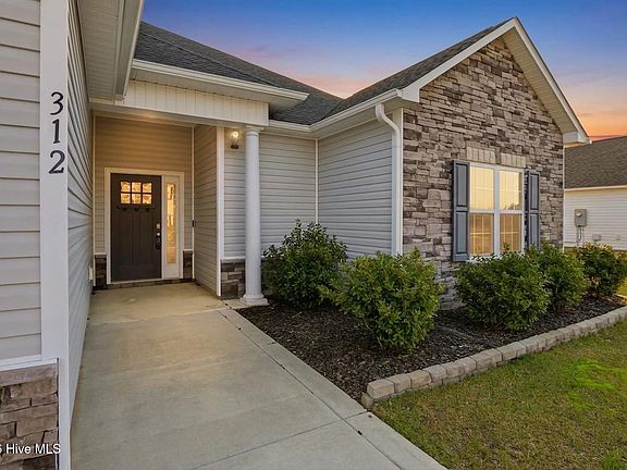 4th image of 312 Wood House Drive