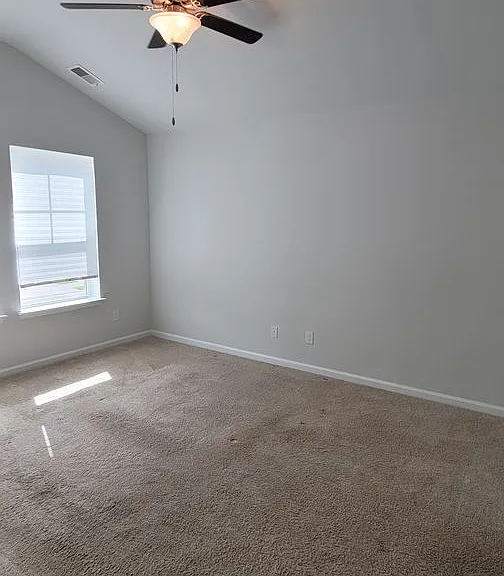 1135 Fairway Ln — Photo 16