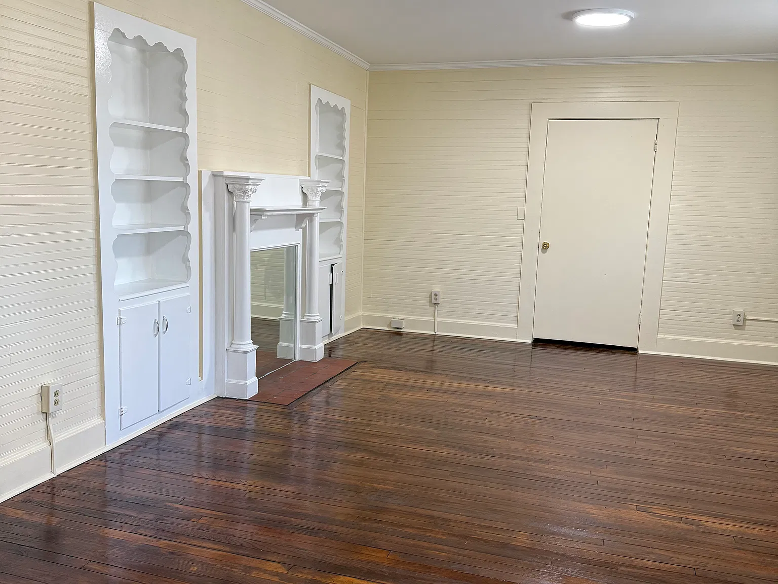 4 bed, 1630 sqft, $1,500 — Photo 4
