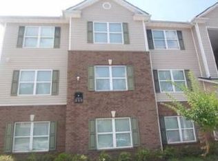 7304 Fairington Ridge Cir, Lithonia, GA 30038