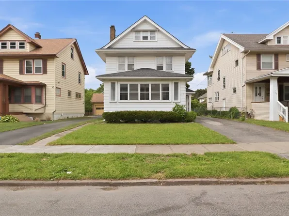 112 Roxborough Rd, Rochester, NY 14619