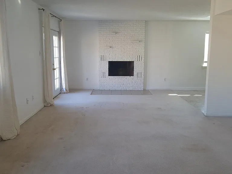 1822 Pontiac Dr — Photo 8