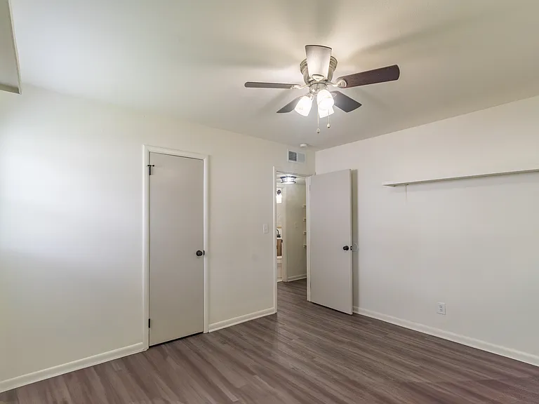 5407 Sir Barton Rd — Photo 11