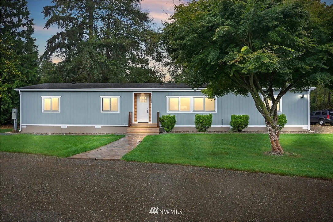 10722 72nd Avenue E photo 1