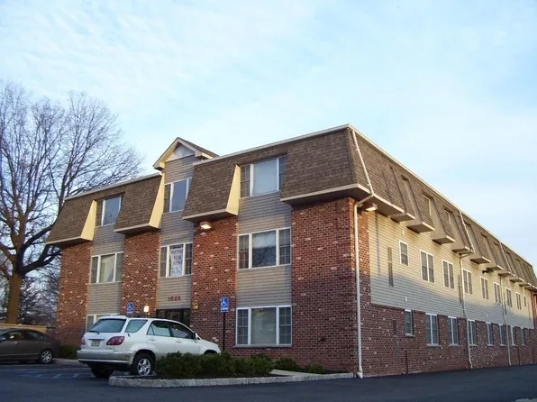 1025 W Blancke St APT C5, Linden, NJ 07036