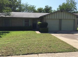 1651 Bending Oaks Trl, Dallas, TX 75217