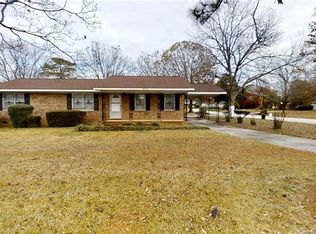 4702 Pony Run Dr, Fayetteville, NC 28304