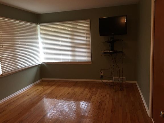 bedroom1