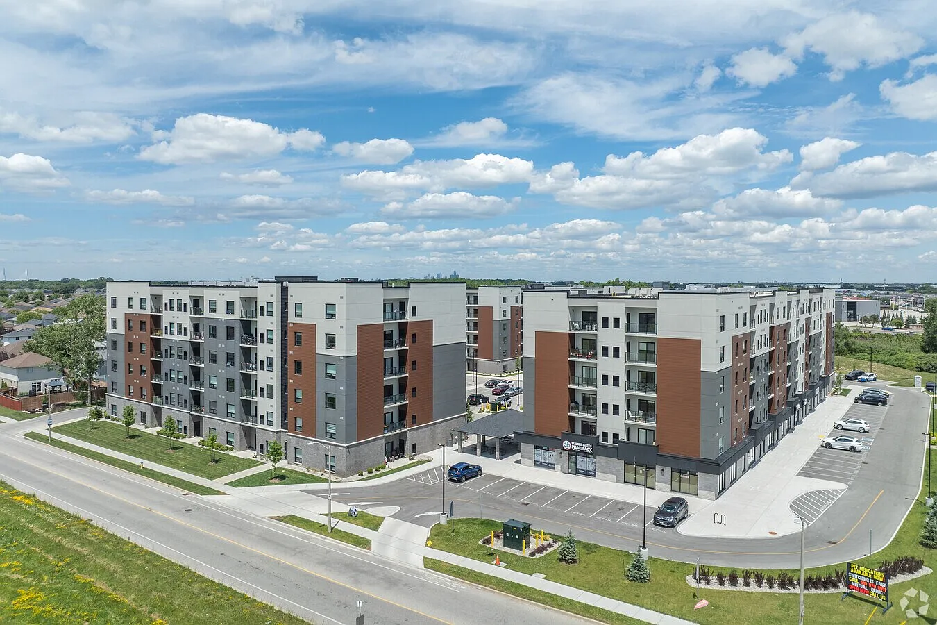 2 bed, 1219 sqft, $2,475 — Photo 1