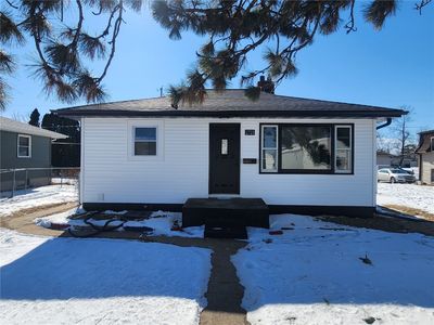 2721 5th Ave, Marion, IA, 52302