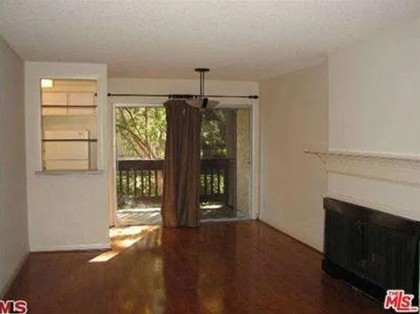 6106 Summertime Ln, Culver City, CA 90230