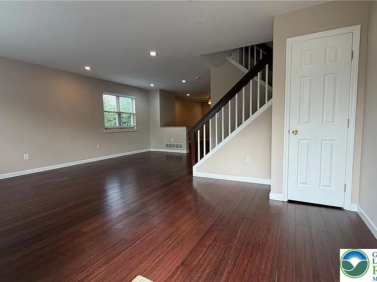 148 Cornerstone Pl — Photo 3
