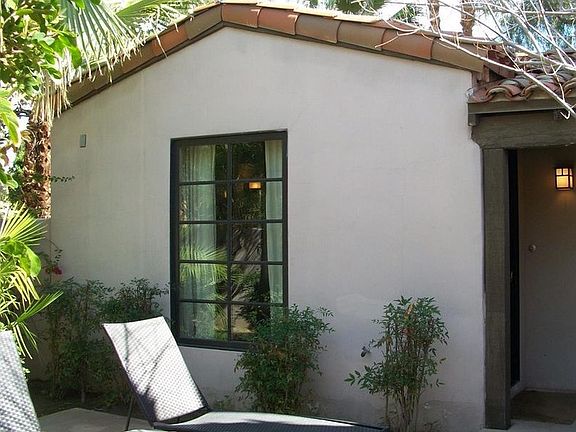 3rd image of 133 E Ocotillo Ave APT 1
